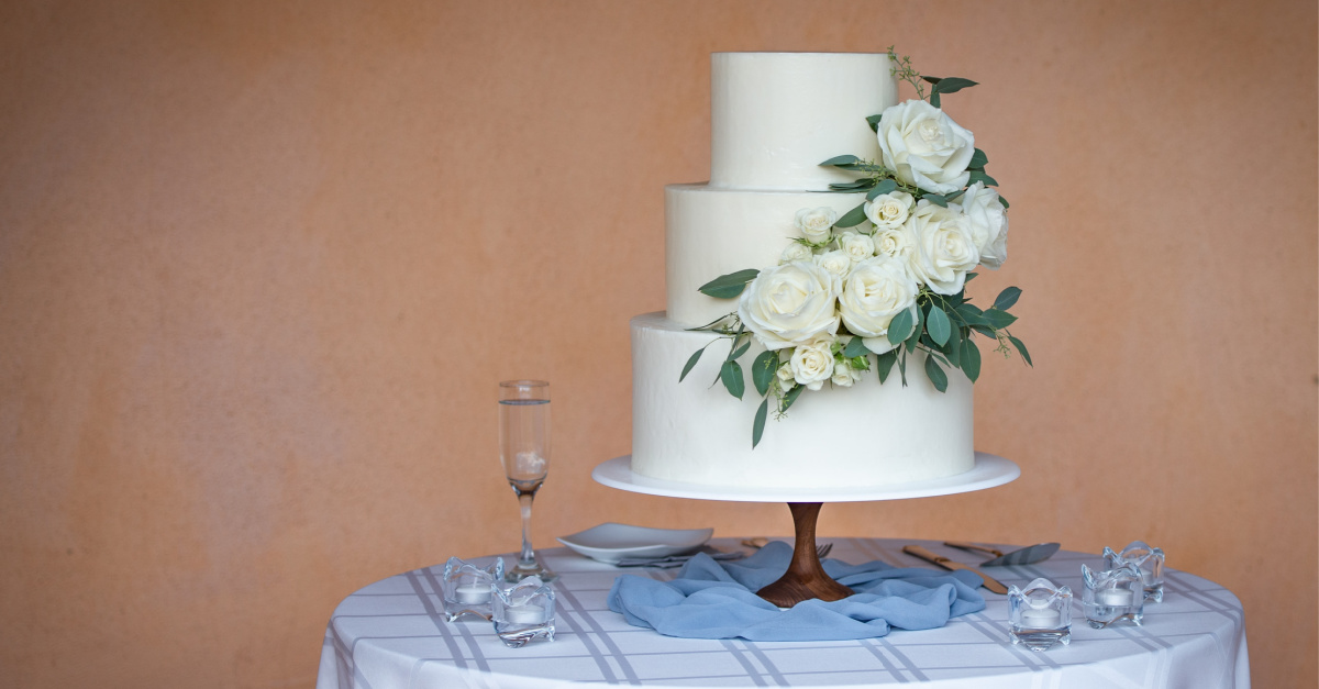 Oregon Court Affirms Ruling against Christian Bakery That Rejected Lesbian Wedding Cake But Removes $135K Fine
